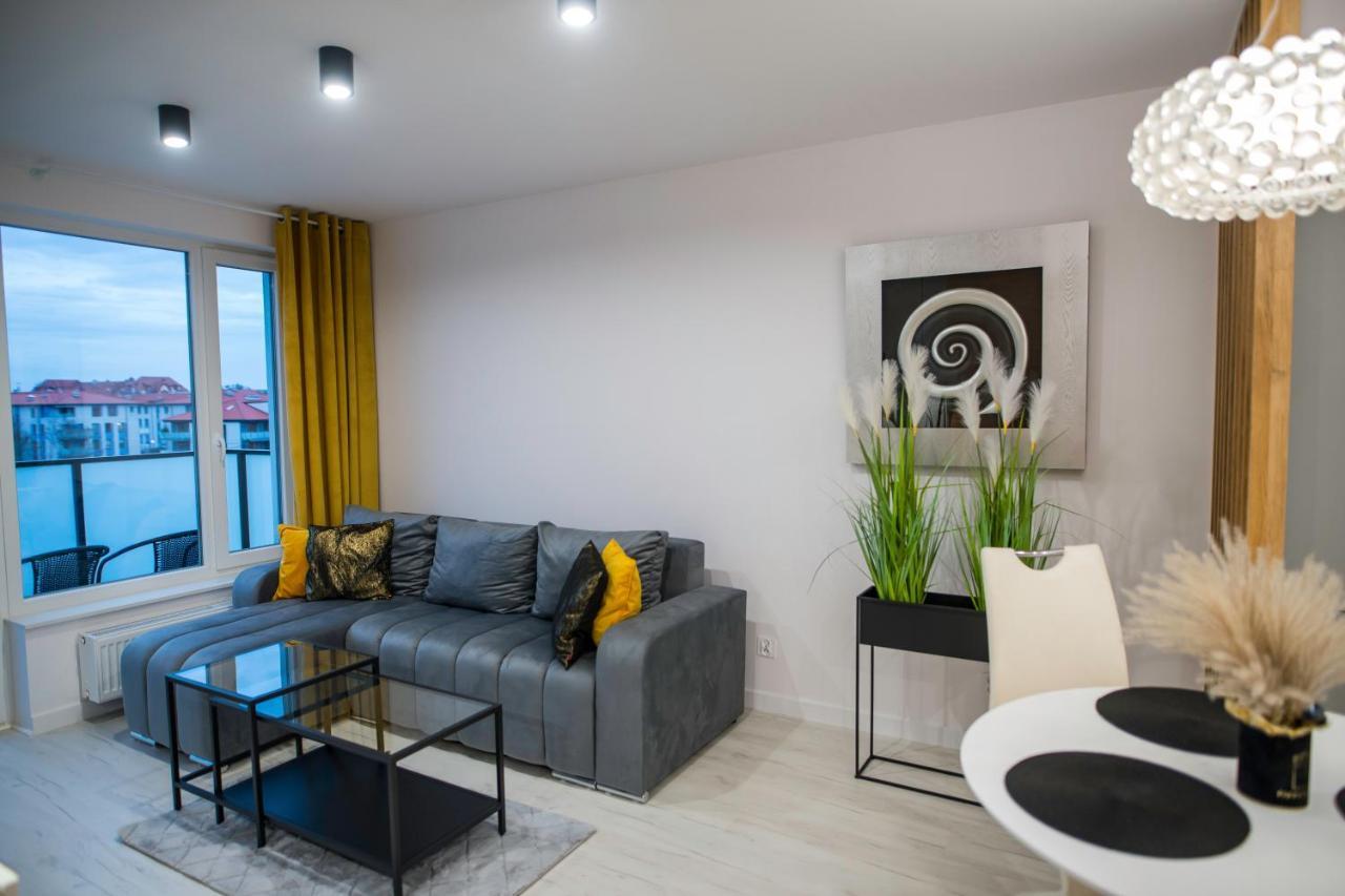 Nowoczesny Apartament Ludova Бискупиец Екстериор снимка
